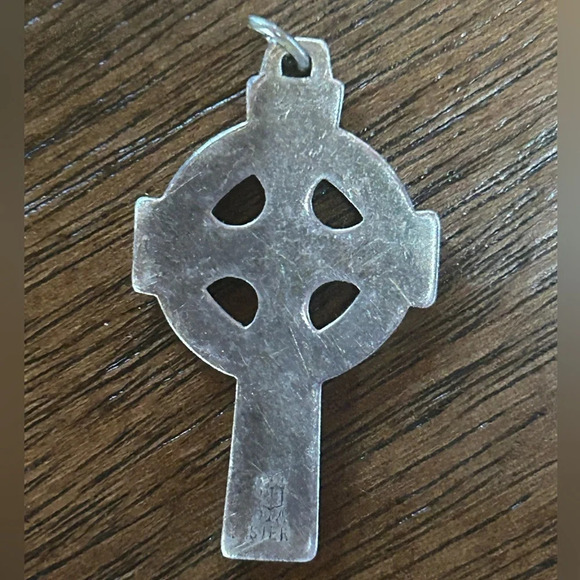 Rare James Avery Celtic lily cross pendant - Picture 4 of 4